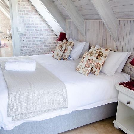 Red Bishop - Birds, Beach & Beauty Langebaan Exterior foto