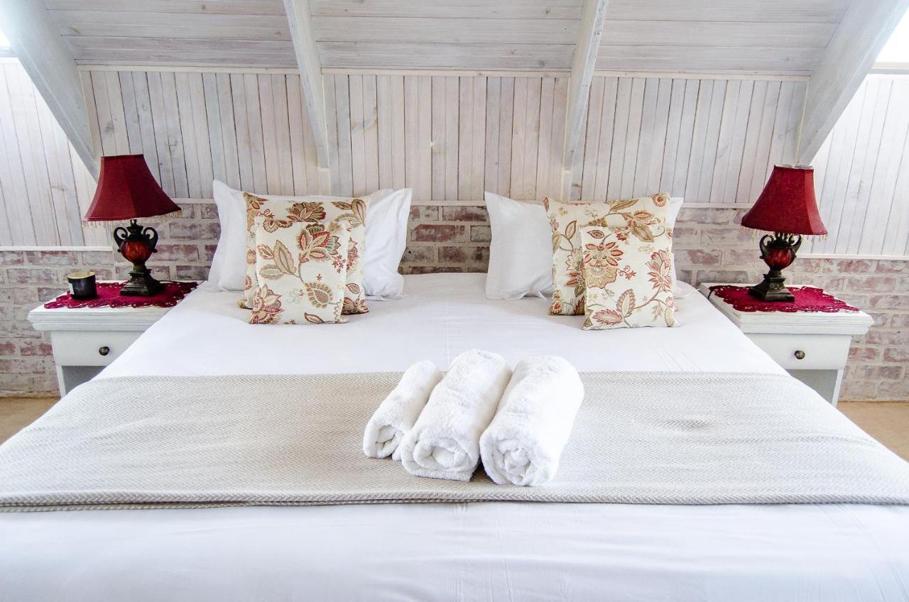 Red Bishop - Birds, Beach & Beauty Langebaan Exterior foto
