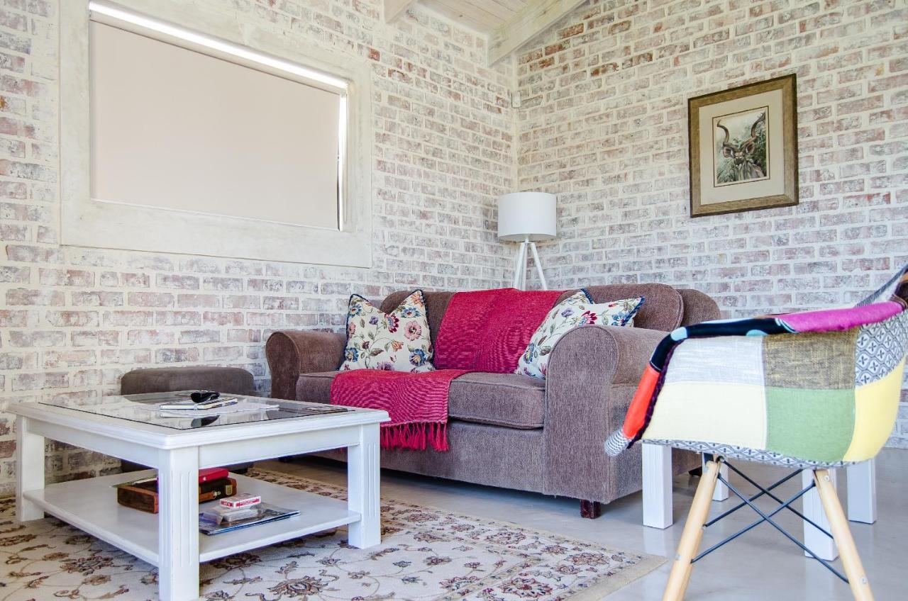 Red Bishop - Birds, Beach & Beauty Langebaan Exterior foto