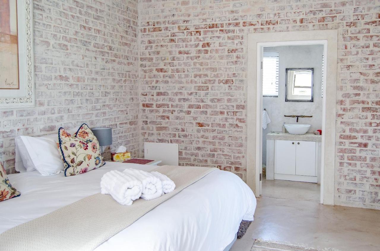 Red Bishop - Birds, Beach & Beauty Langebaan Exterior foto
